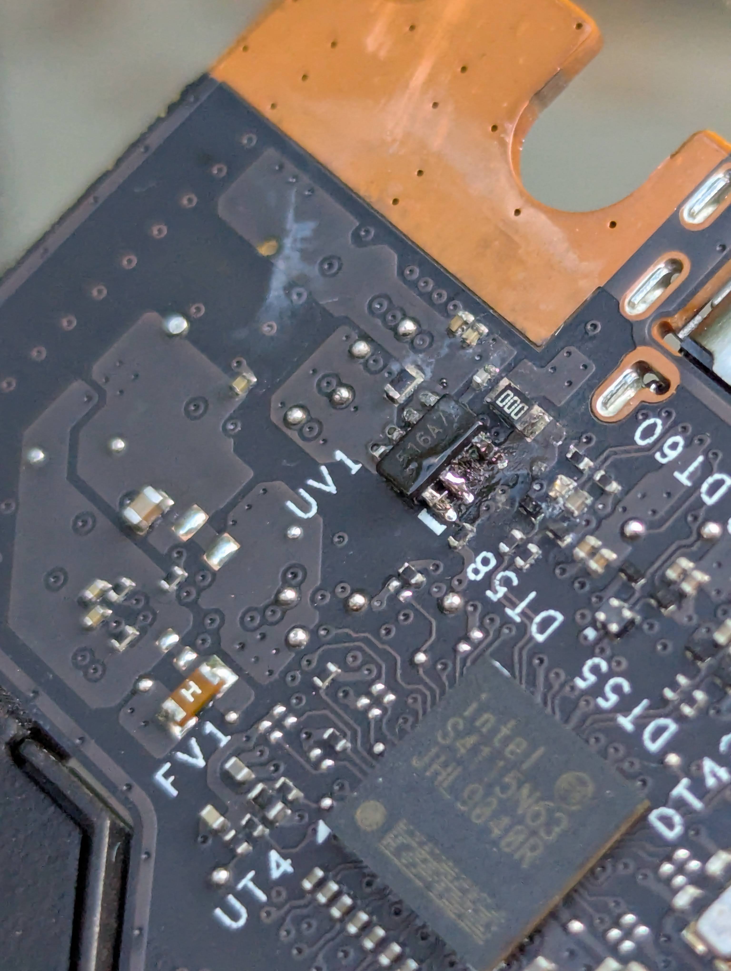 A different angle of the chip, more clearly showing the missing pin